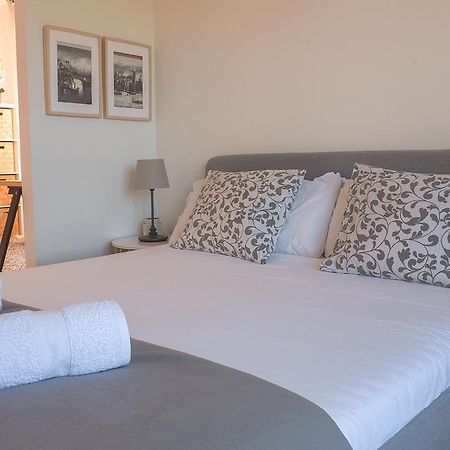 Apartamento Con Suite, Zona De Trabajo Y Yoga Wifi Y Garaje Castro Urdiales Luaran gambar
