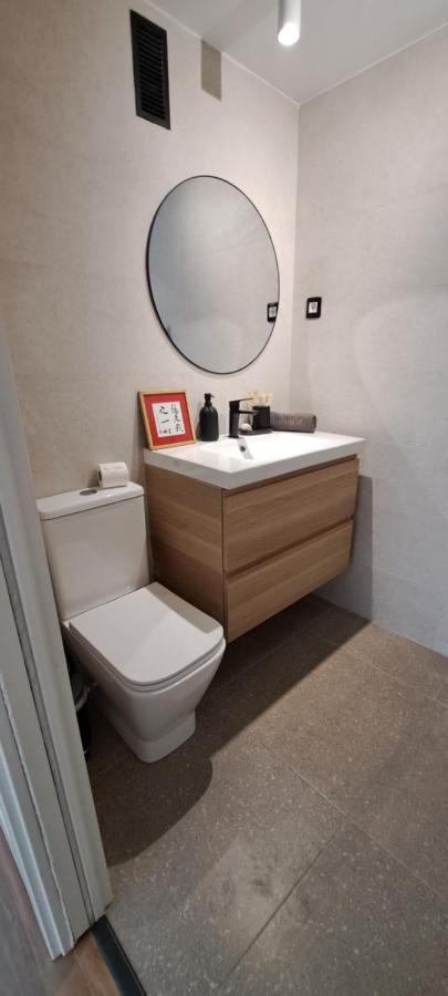 Apartamento Con Suite, Zona De Trabajo Y Yoga Wifi Y Garaje Castro Urdiales Luaran gambar